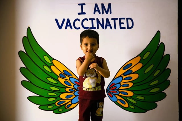 VACCINATED PLEDGE BY CHILD - DR SHIVRAJ HOSPITAL VACCINATION PR0GRAMME