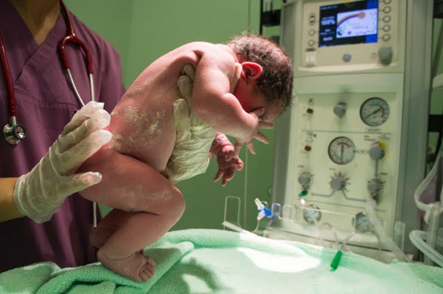 NALS COURSE CERTIFIED PEDIATRICIAN TREAT CHILD IN NICU