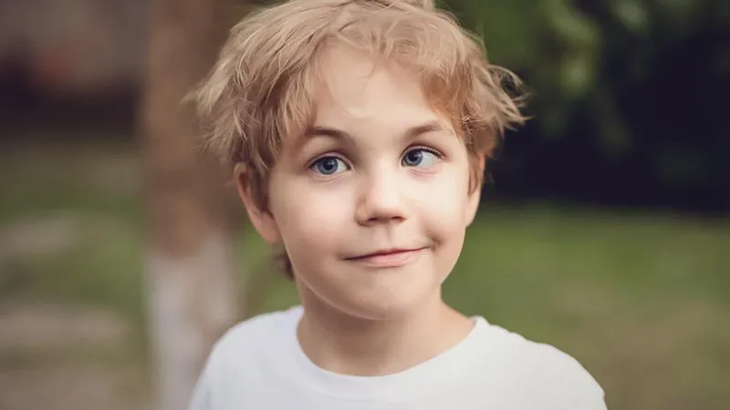 crossed eye in children - dr Shivraj hospital